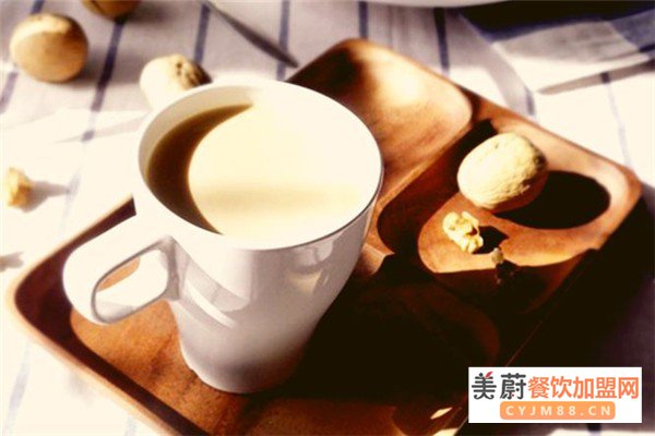 致爱丽丝奶茶加盟费