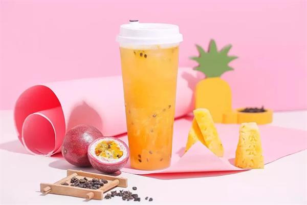 铲冰人果饮奶茶加盟条件有哪些？代理费用需要多少钱？