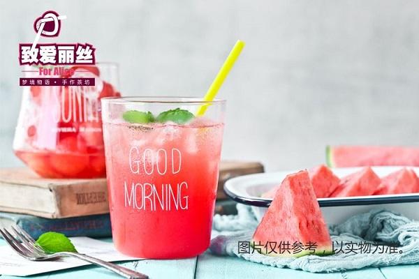 致爱丽丝奶茶加盟费多少钱？创业省心省力，3月可回本