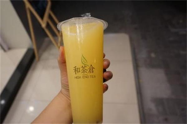 开一家和茶仓奶茶加盟费用需要投资多少钱？加盟利润大吗？