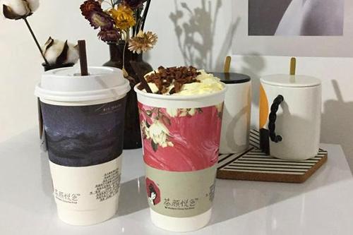 流量高的网红店铺有哪些？茶颜悦色加盟的优势有哪些？