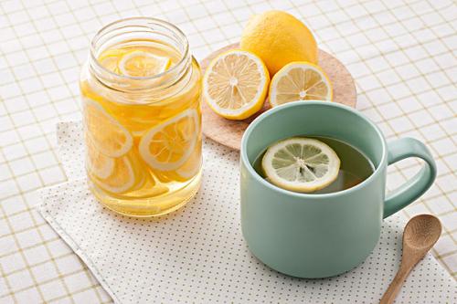  “吸吉茶”加盟怎么样？“吸吉茶”奶茶制作坚持什么标准？