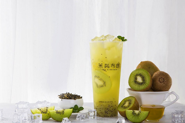 茶与布朗奶茶加盟多少钱？总部扶持亏损率很低 回本赚钱快