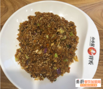 小木屋拌饭加盟需要多少钱？小木屋拌饭总部热线