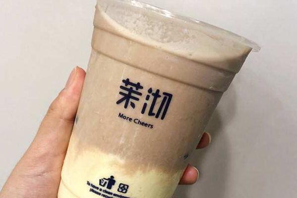 茉沏奶茶加盟费多少钱？90后上班族辞职经营成功！