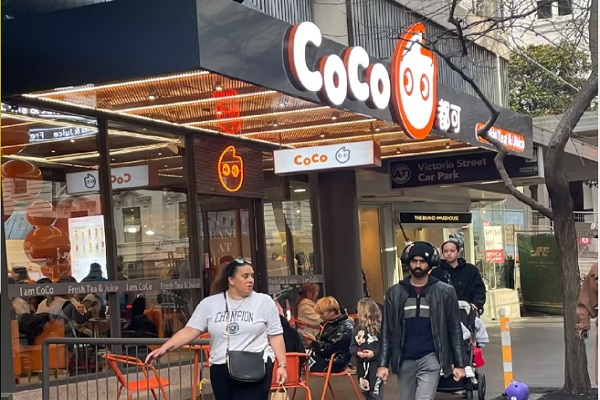 coco奶茶店加盟大概需要多少钱？coco都可加盟热线电话