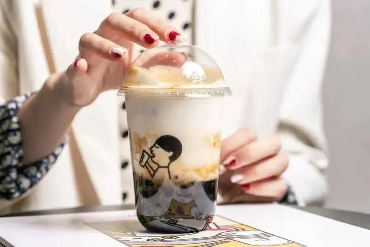 喜茶加盟费用多少？超越人生悲剧财富创业的新机会